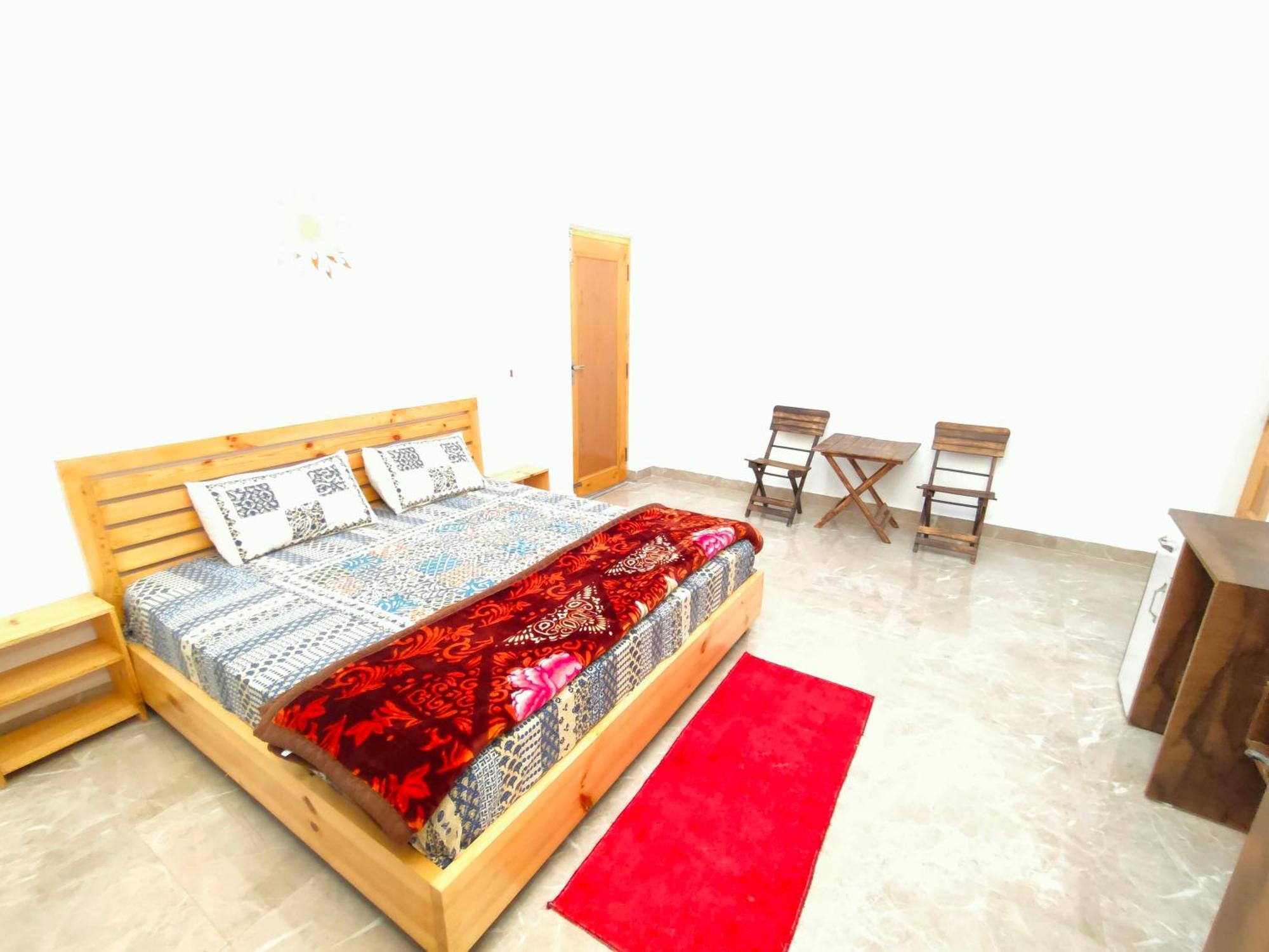 Travelodge Homestay Bīr Zewnętrze zdjęcie